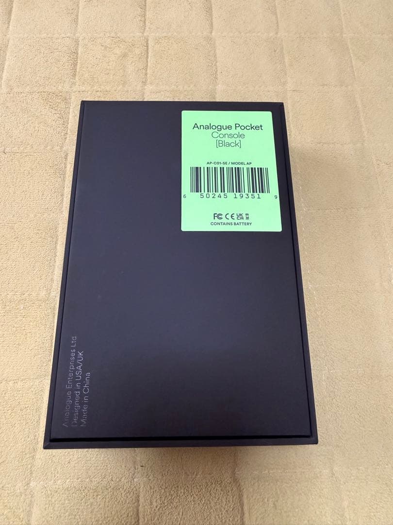 Analog Pocket 本体　黒