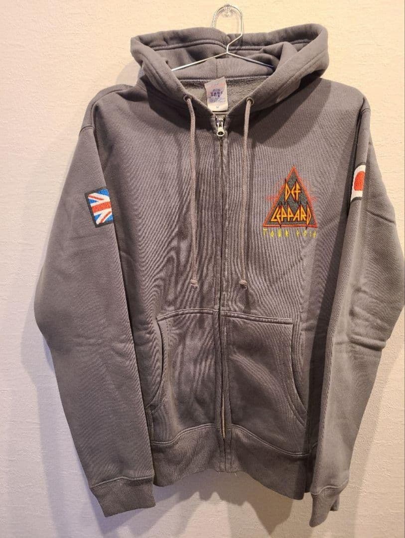 デフ・レパード 2018ツアーグッズ スウェットフルジップパーカー(裏起毛)