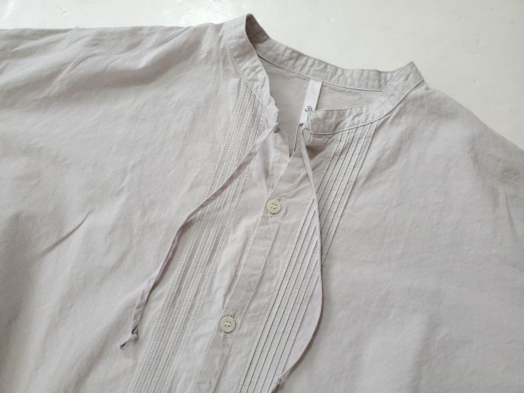 新品✨ grin CLダンプピンタックシャツ アイスグレー