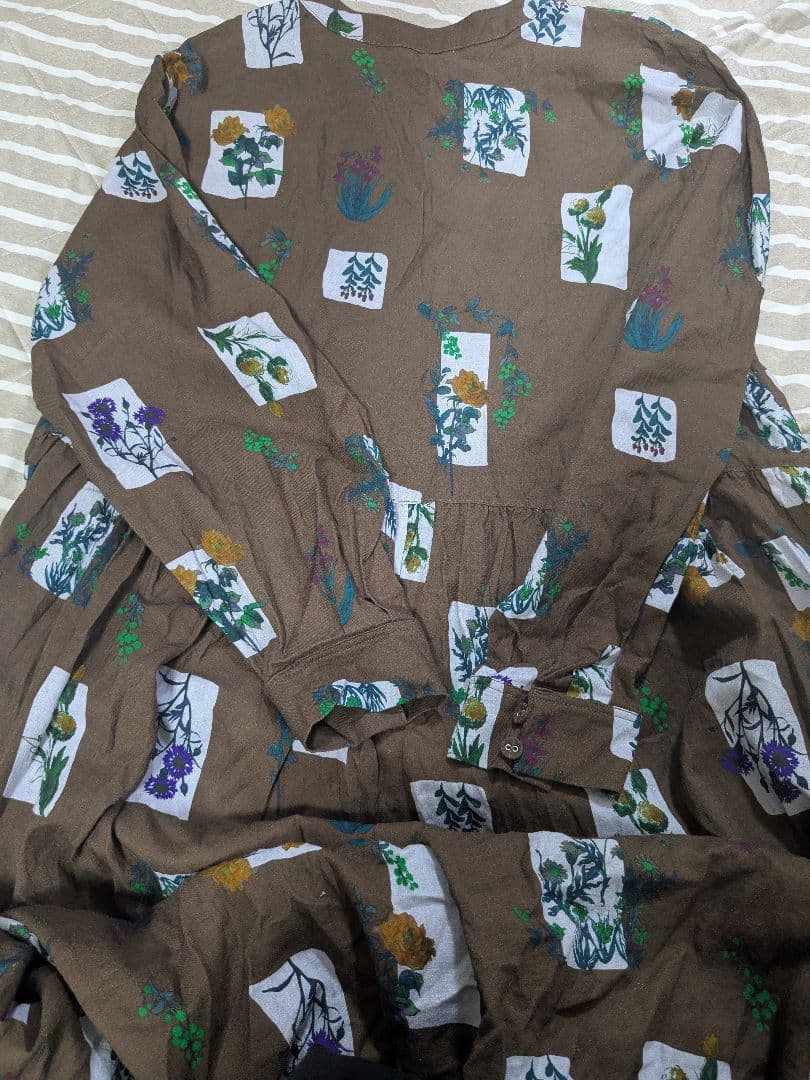 SUPER HAKKAコットンビエラ スクエアウィンドウプリントワンピース