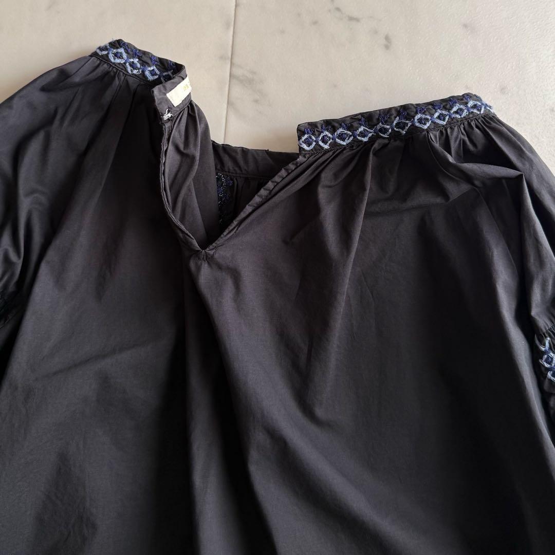 美品 ヌキテパ コットン 刺繍 エンブロイダリーブラウス◆ブラック