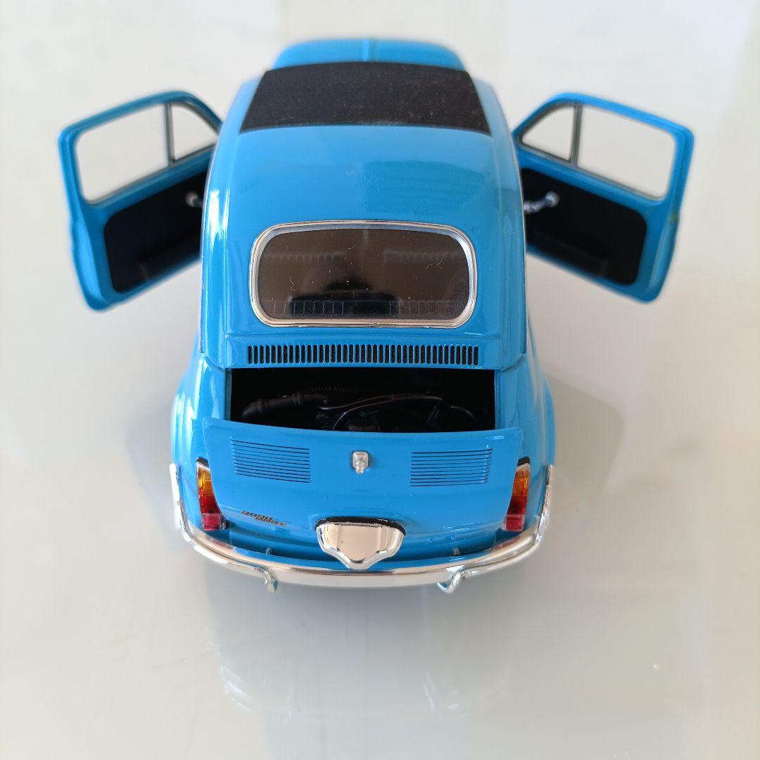 ミニチャンプス 1968 フィアット500L 1:18