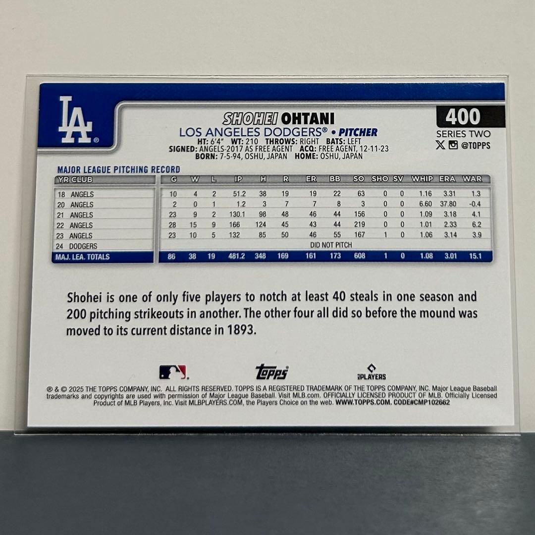 大谷翔平選手　MVPサインプリントフィギュアボール、TOPPSカード 2点セット