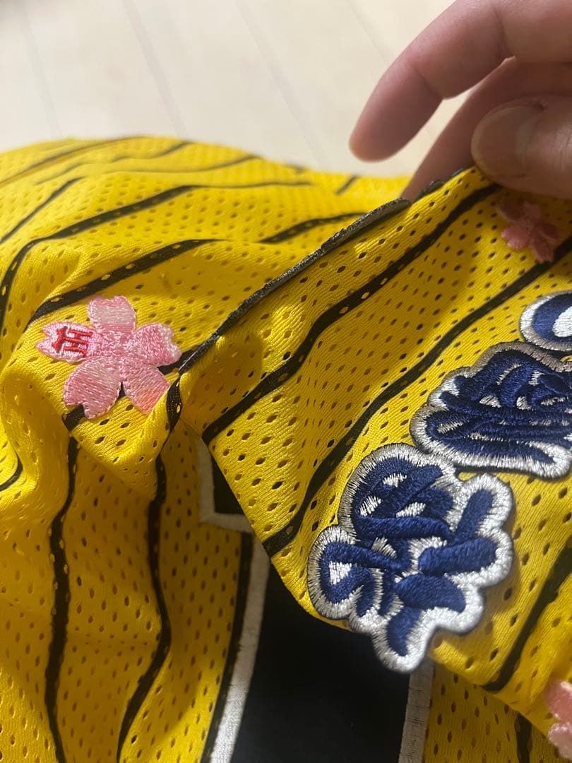 阪神タイガース　レプリカ　ユニフォーム　桜井広大　51番　刺繍