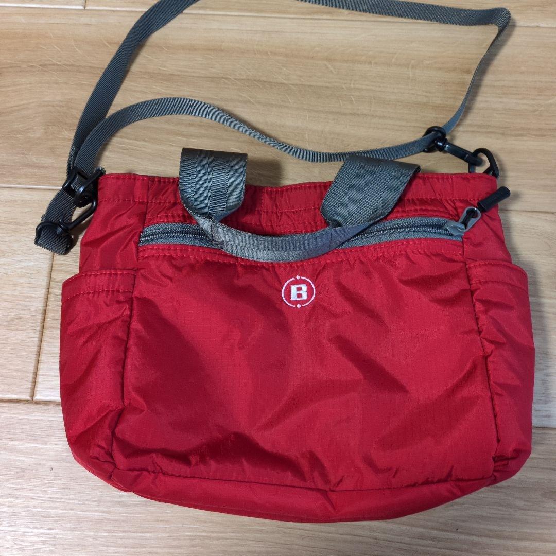 BRIEFING レッド 小型ショルダーバッグ