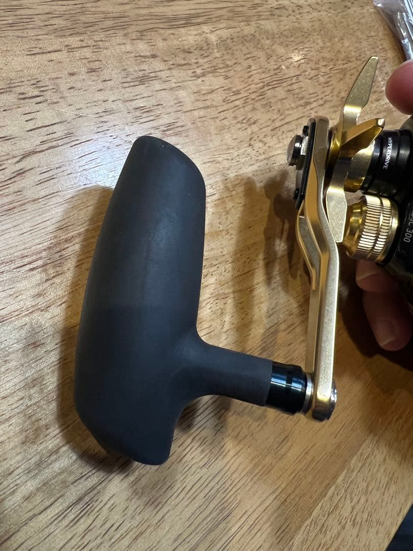 TIERRA LJ IC 300HL ベイトリール