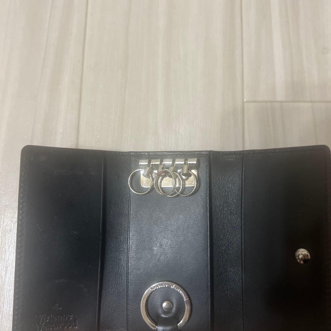 ヴィヴィアンウエストウッド ロンドンブリッジ エナメルレザーキーケース 紫