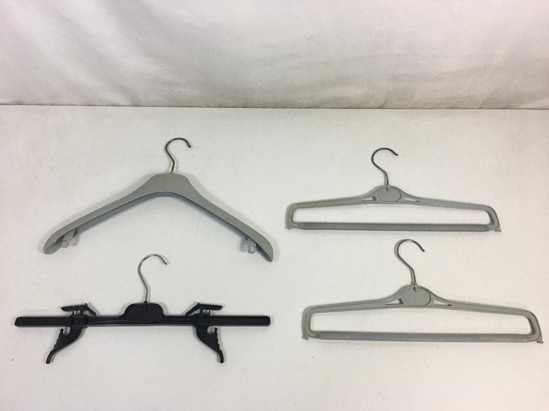 ☆GIANNI VERSACE ハンガー １３本セット ジャンニ ヴェルサーチ