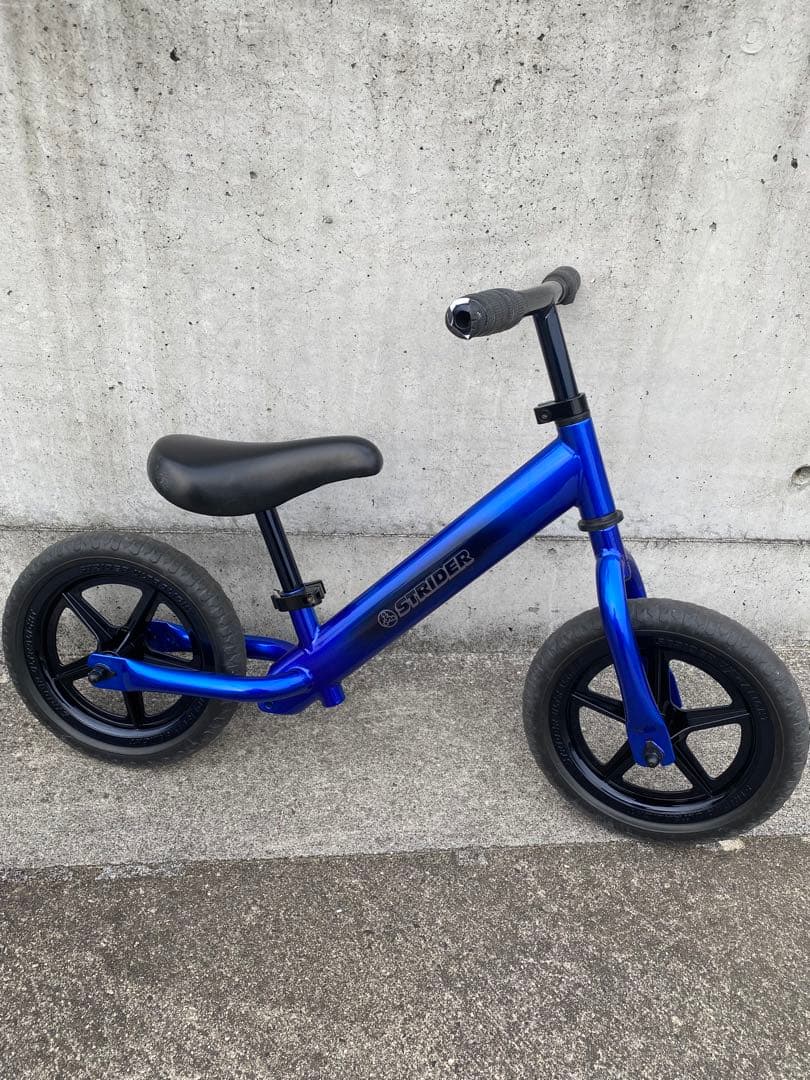 STRIDER ストライダー　カスタムペイント済み　キャンディーブルー