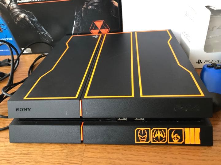Nintendo Switch SONY PlayStation4 CUHJ-10010 COD BO3