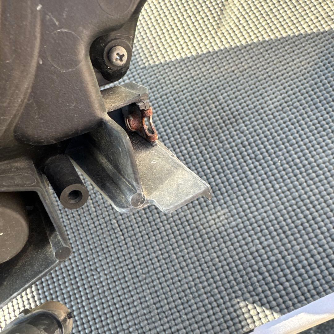 トヨタ　プリウス　30 前期　ヘッドランプ　ヘッドライト　左右セット　中古品