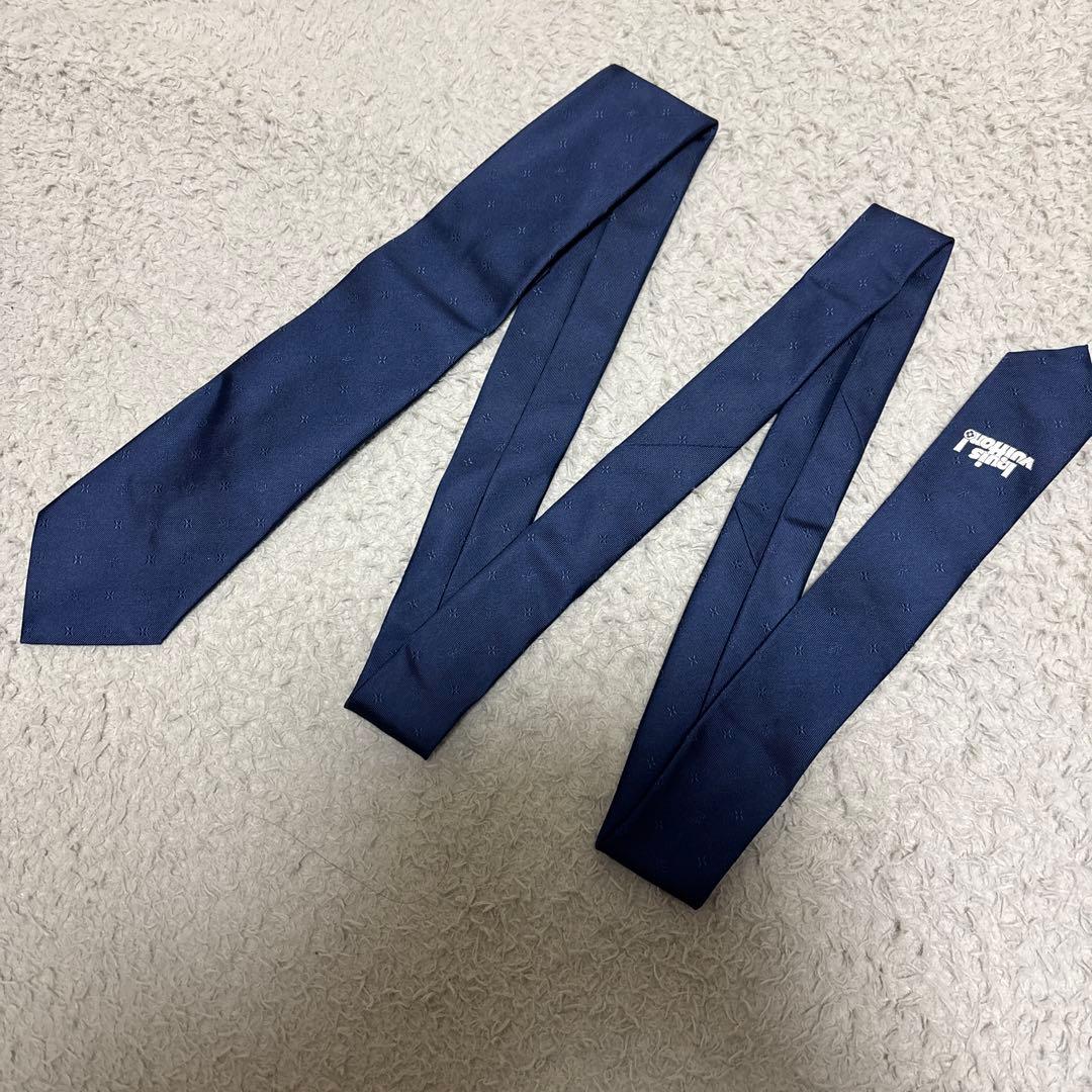 LOUIS VUITTON ネクタイ ネイビー　エブリデイ 刺繍　希少