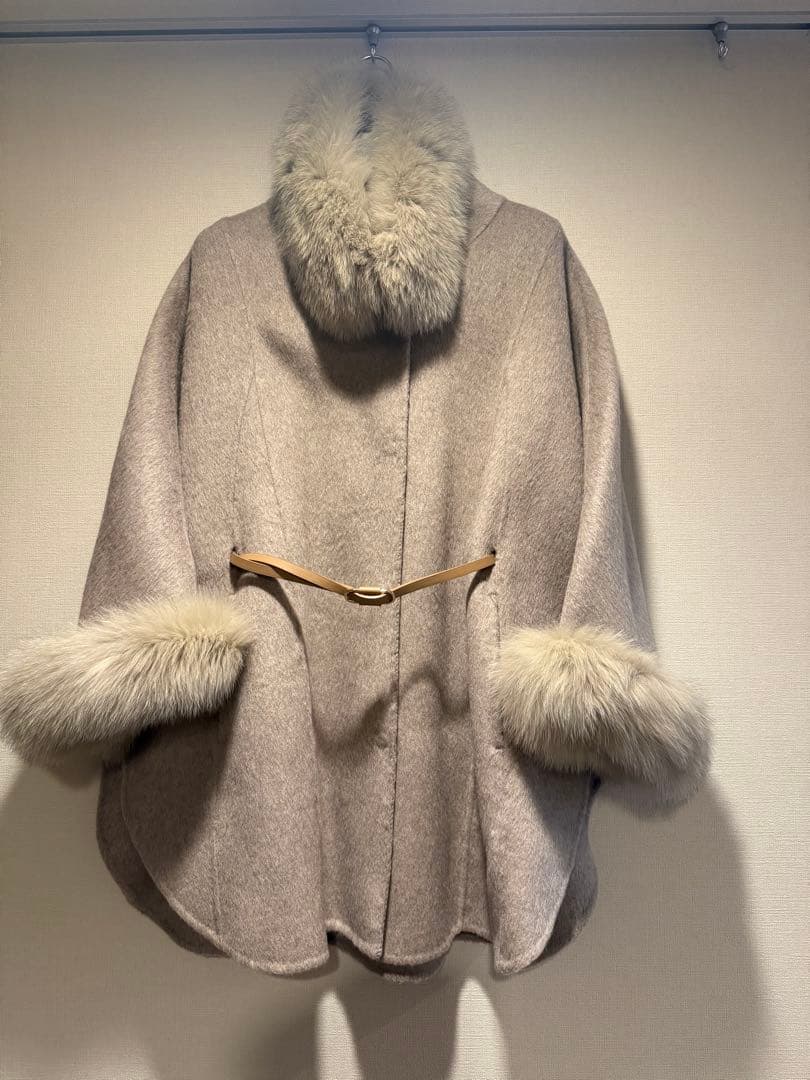 ファーポンチョ ウエストベルト付き