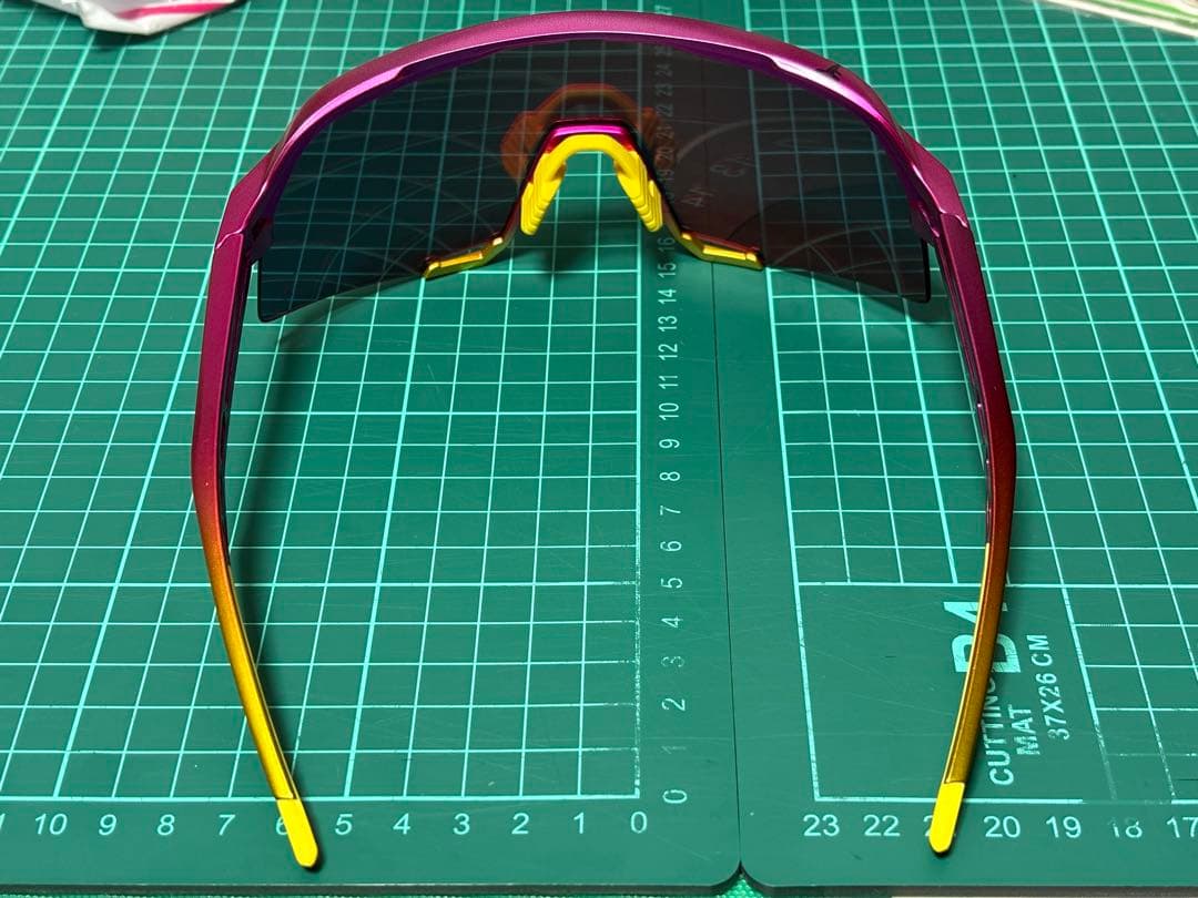 100％ サングラス タティスJr.モデル S3