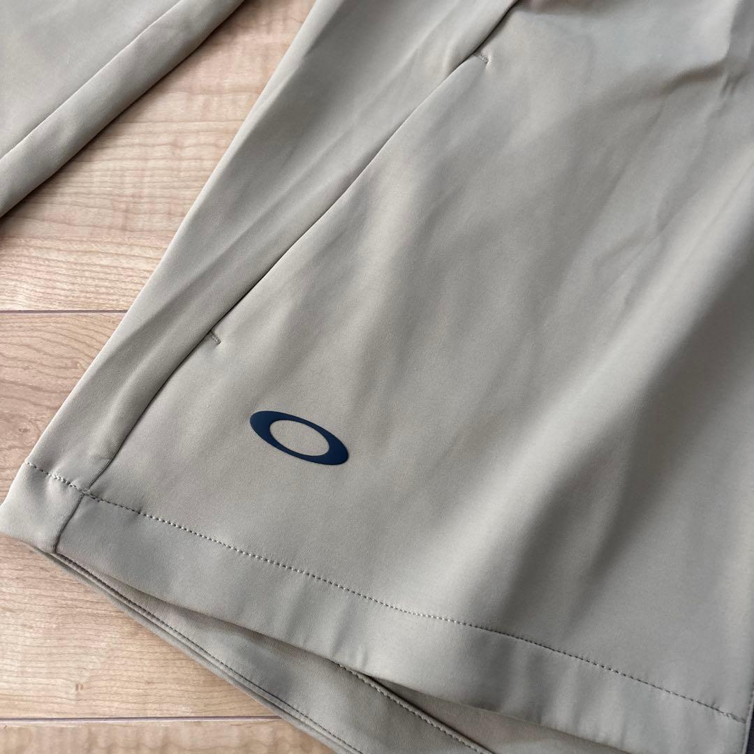 新品　オークリー　メンズ　トレーニングジャケット　ストレッチ　フード　L