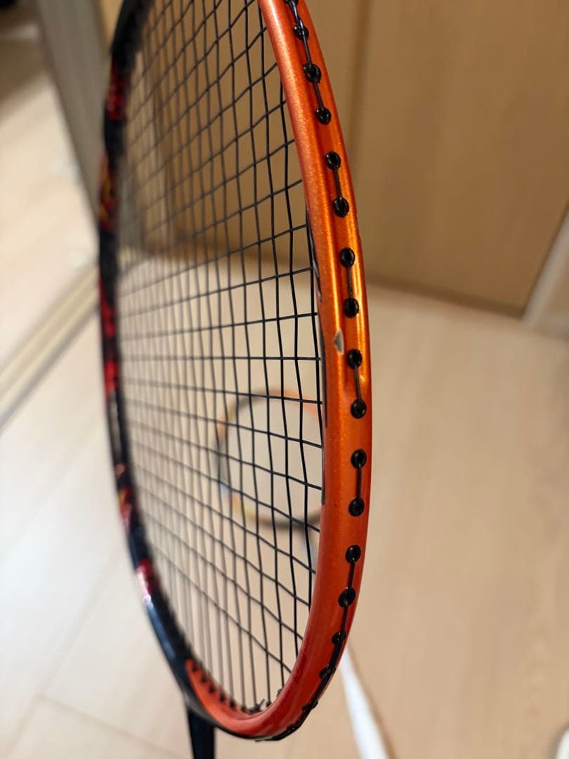 【廃盤】ASTROX YONEXバドミントンラケット 3本セット ガット付き