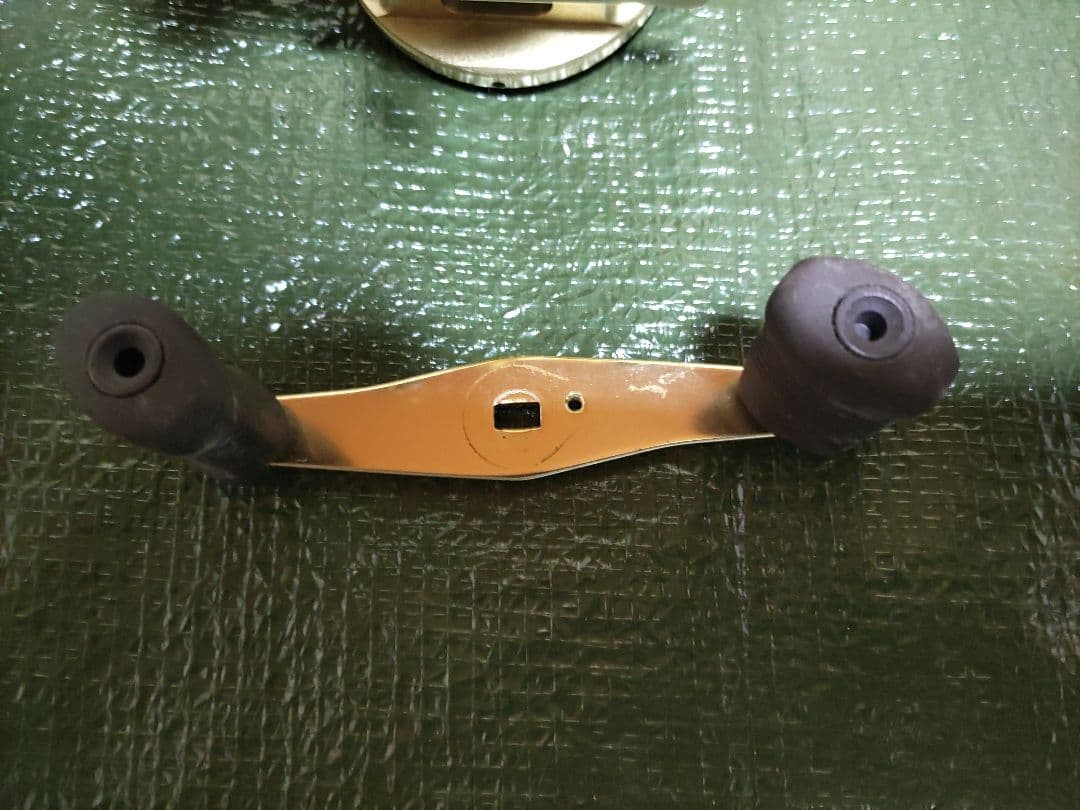 シマノ　カルカッタXT101（美品）パワーハンドル付属