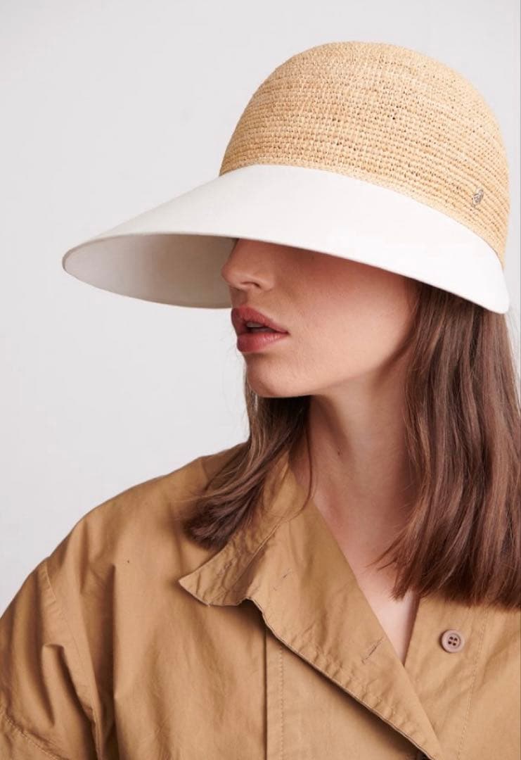 新品 Helen Kaminski ブレイズ ナチュラル x オフホワイト