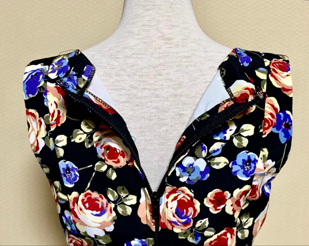 フラメンコ衣装　スペイン製ツーピース、ベルト付き