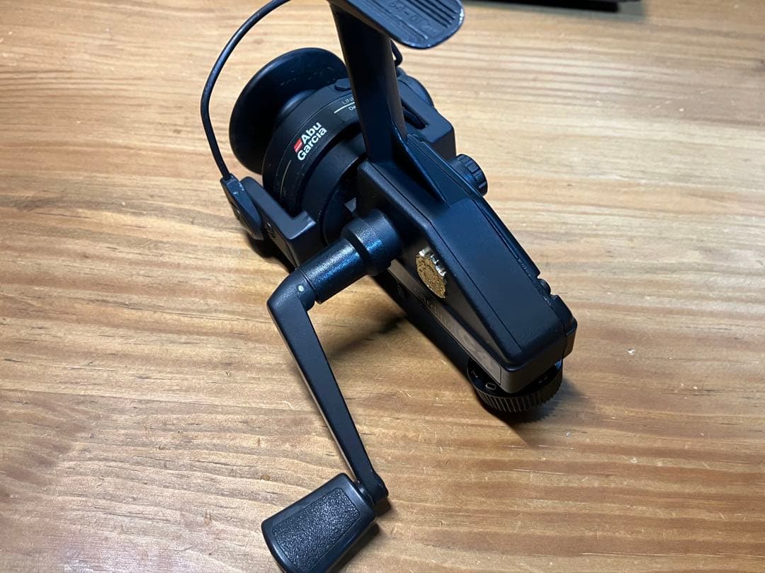 Abu Garcia カーディナルC4 (替スプール付) リアドラッグ搭載