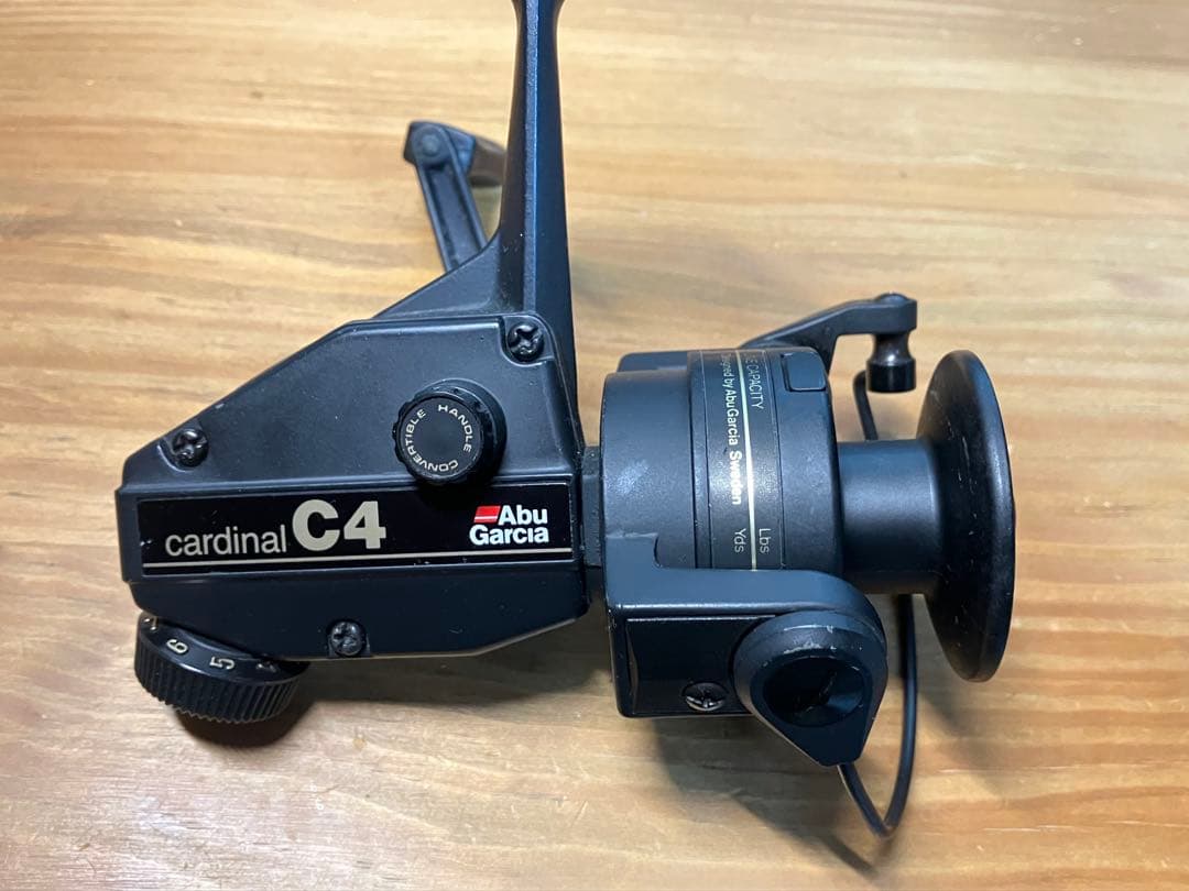 Abu Garcia カーディナルC4 (替スプール付) リアドラッグ搭載