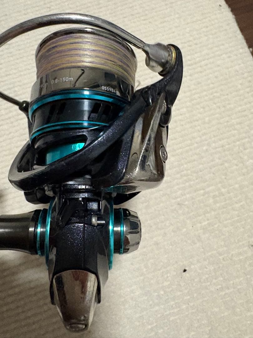 即日発送可能ですダイワ エメラルダス スピニングリール PEライン付き