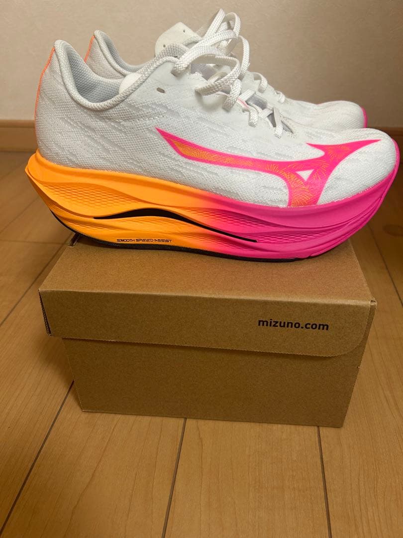 ウェーブリベリオンフラッシュ3 走行距離30km 普段25.0cmの人に合う