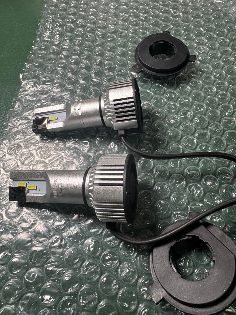 JB23ジムニー　純正ヘッドライト左右セットLEDヘッドランプH4付き