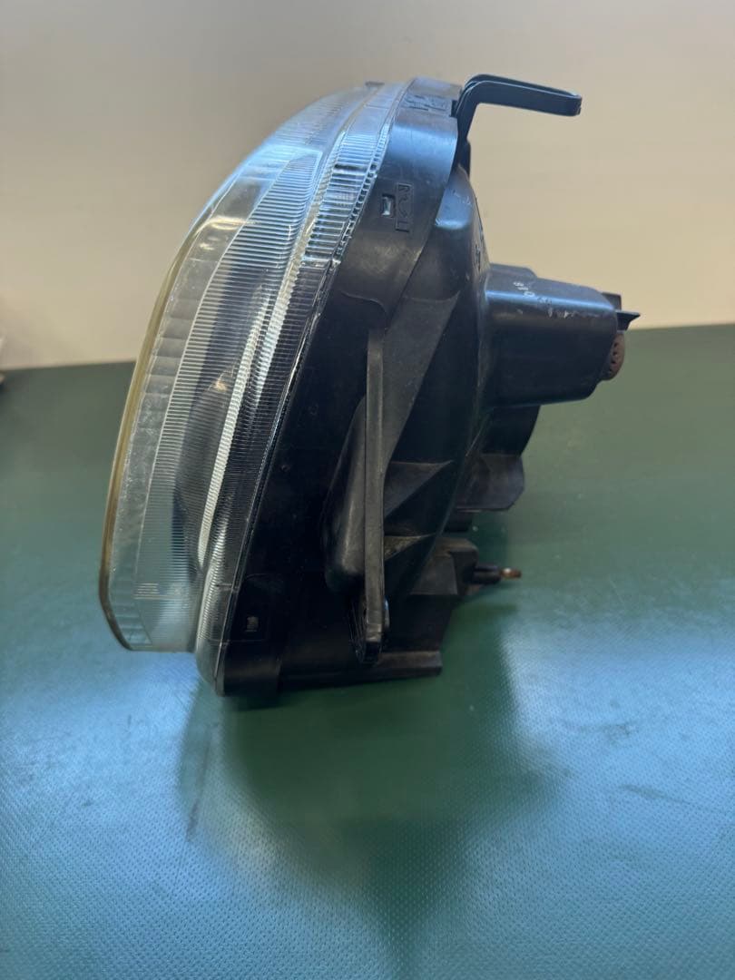 JB23ジムニー　純正ヘッドライト左右セットLEDヘッドランプH4付き