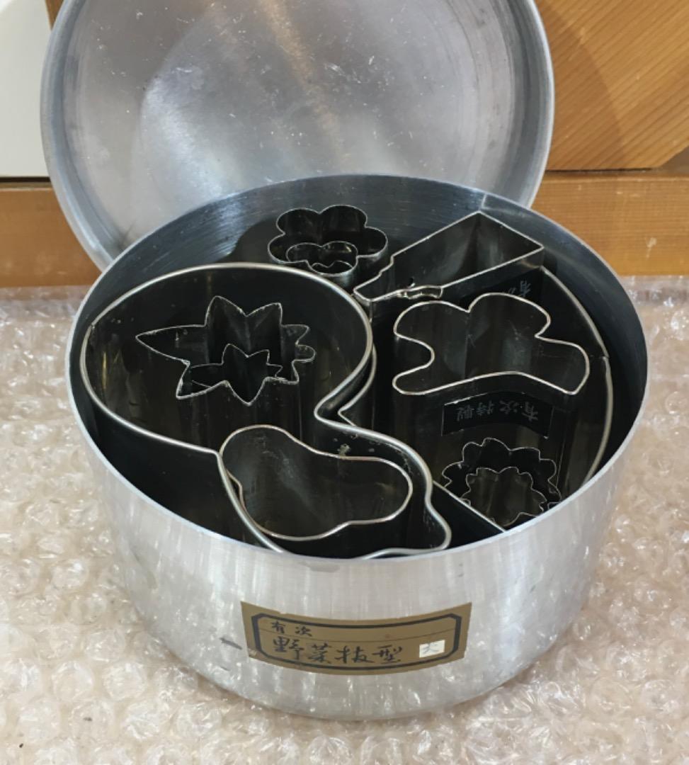 ○【京都 有次】野菜抜型 12個セット 桜 梅 松 銀杏 紅葉 瓢箪