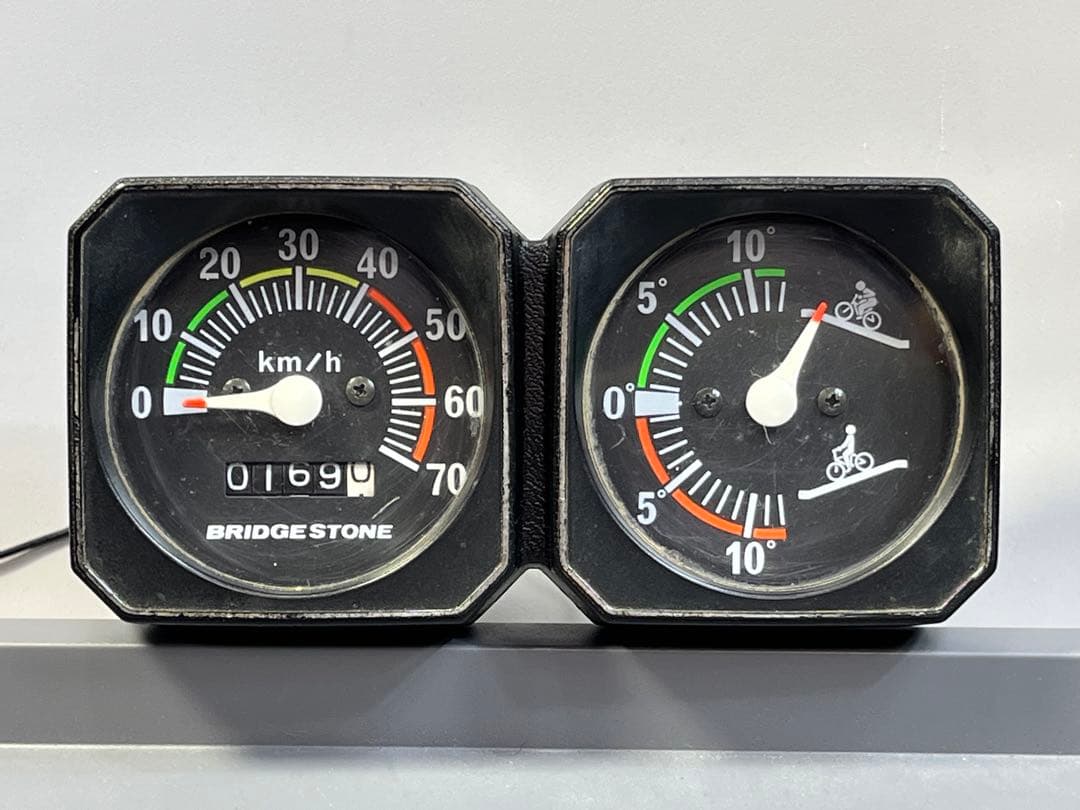 ブリヂストン　アナログ　スピードメーター　スーパーカー自転車　当時物