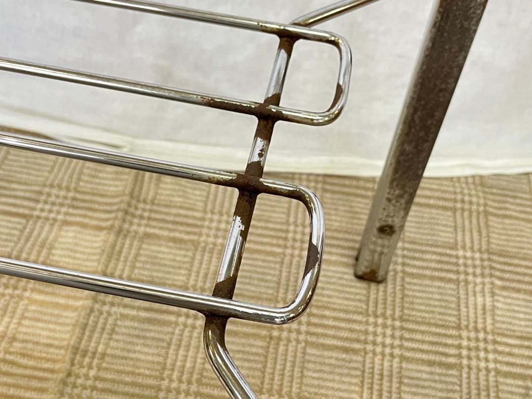 【アンティーク】アイアンフレーム ガラステーブル 棚付 センターテーブル 長方形