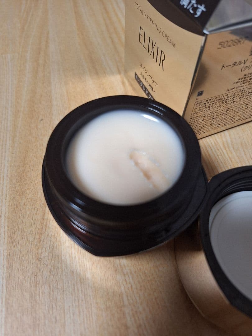 パープル様 エリクシール　トータルVファーミングクリーム