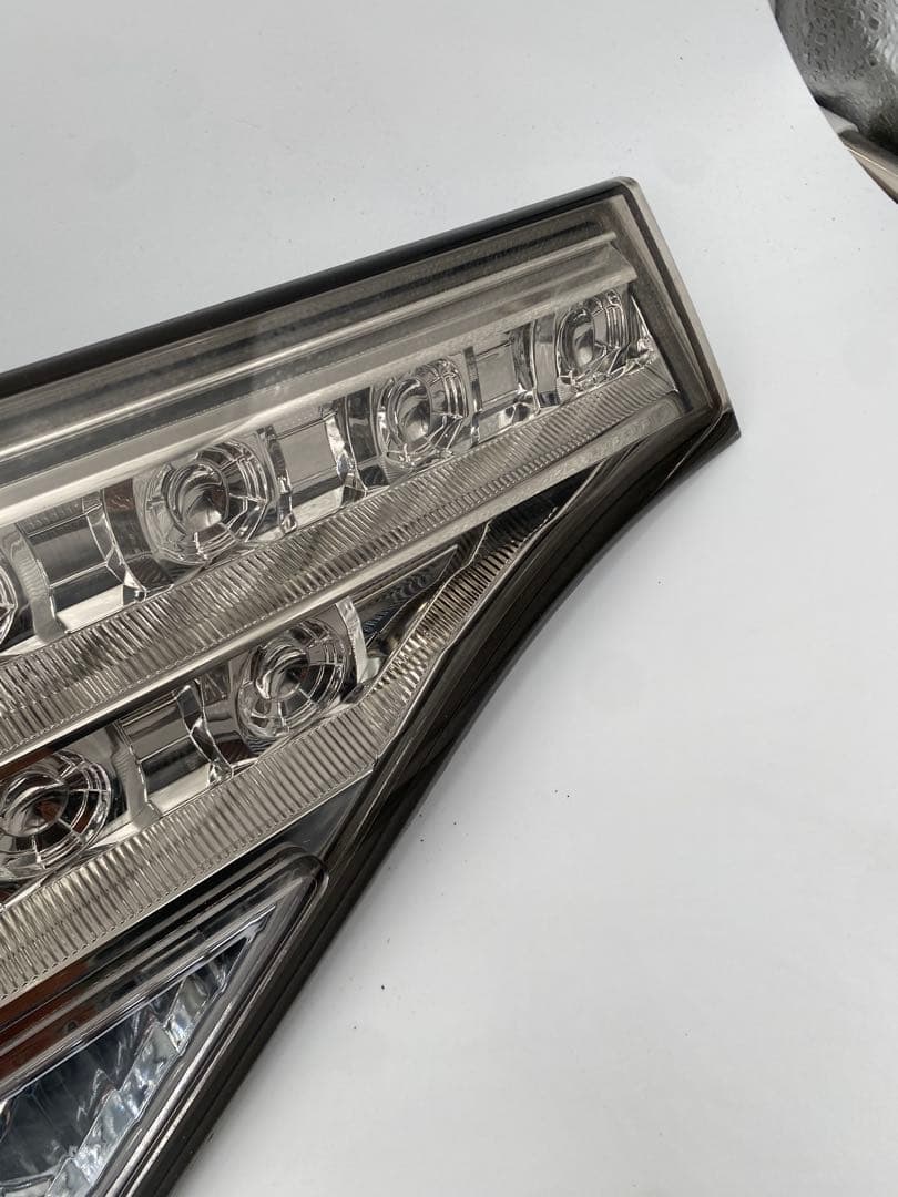 トヨタ エスティマ 50系 LEDテールランプ左右セット　ACR50 GSR55