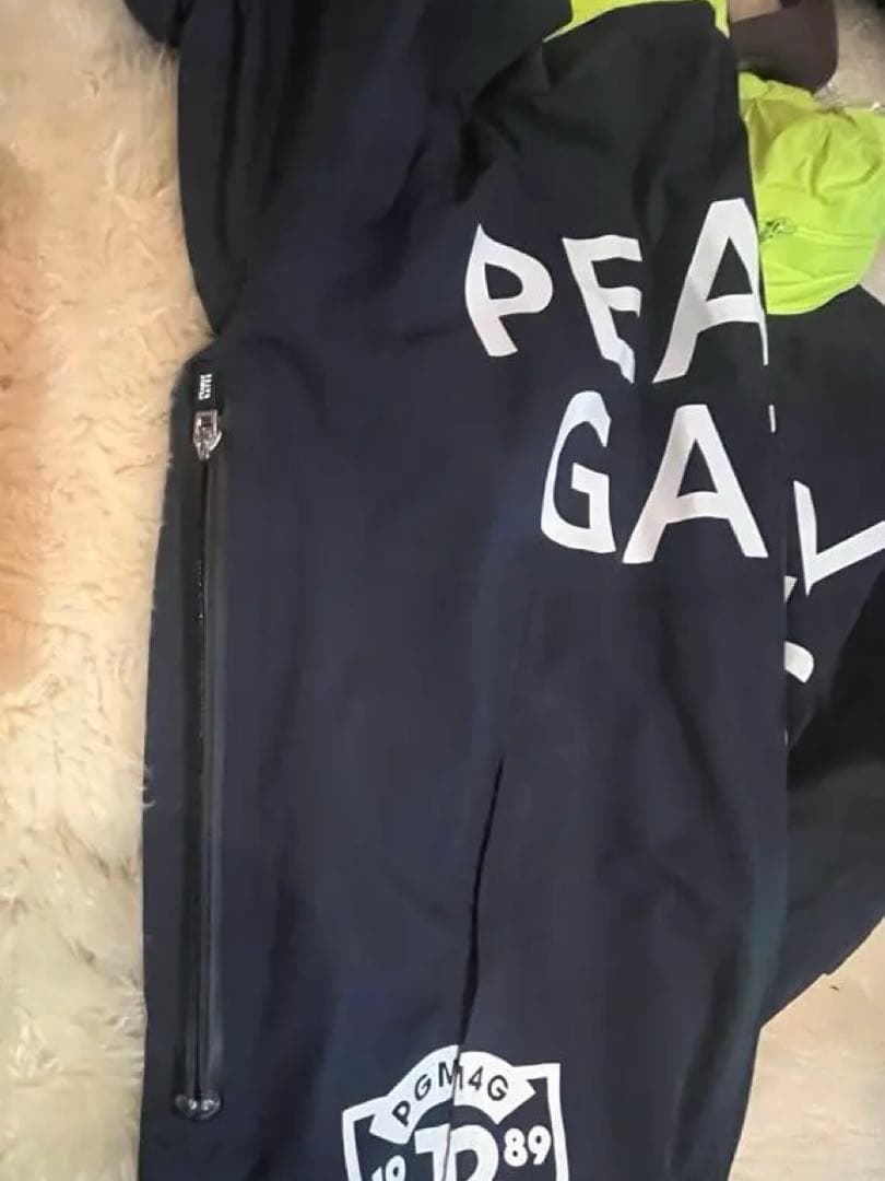 PEARLY GATES ネイビー イエロー ジャケットと迷彩柄のスエットセット