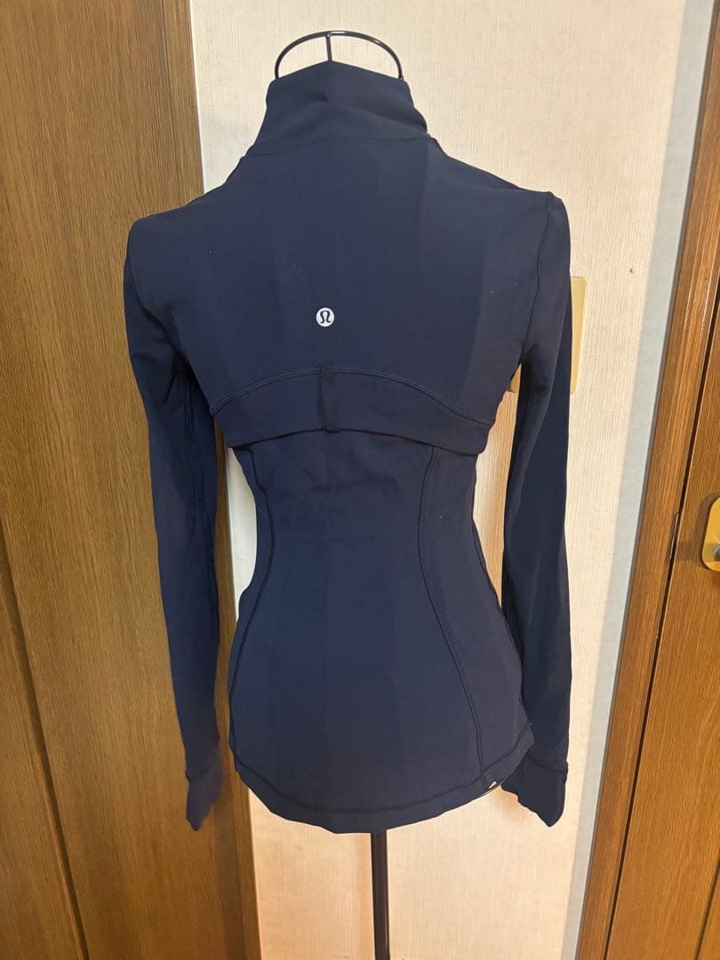 Lululemon ネイビー ジャージ define nuluサイズ4
