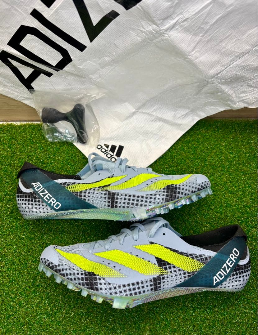 アディダス アディゼロ フィネス IE2769 短距離 スパイク 23.5cm