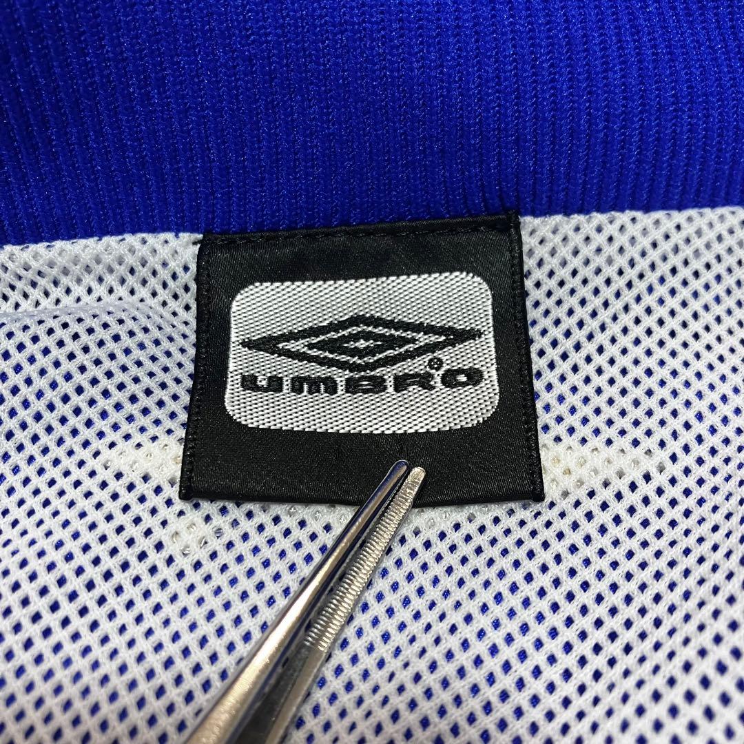 アンブロumbro デサント製　ナイロンジャージ　上下　セットアップ　刺繍ロゴ