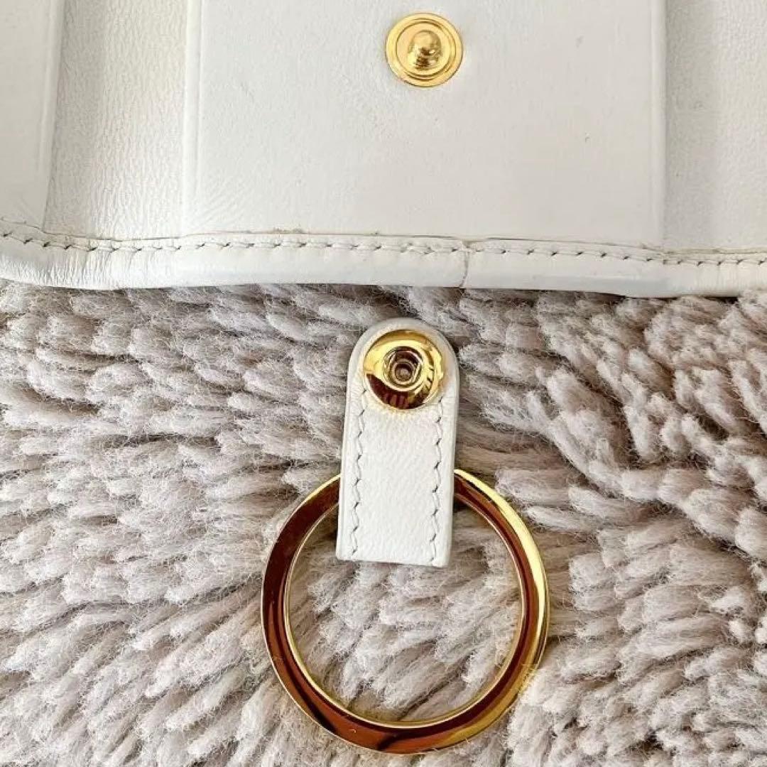 美品✨希少✨キーリング付6連キーケース ミュウミュウ マテラッセ ホワイト