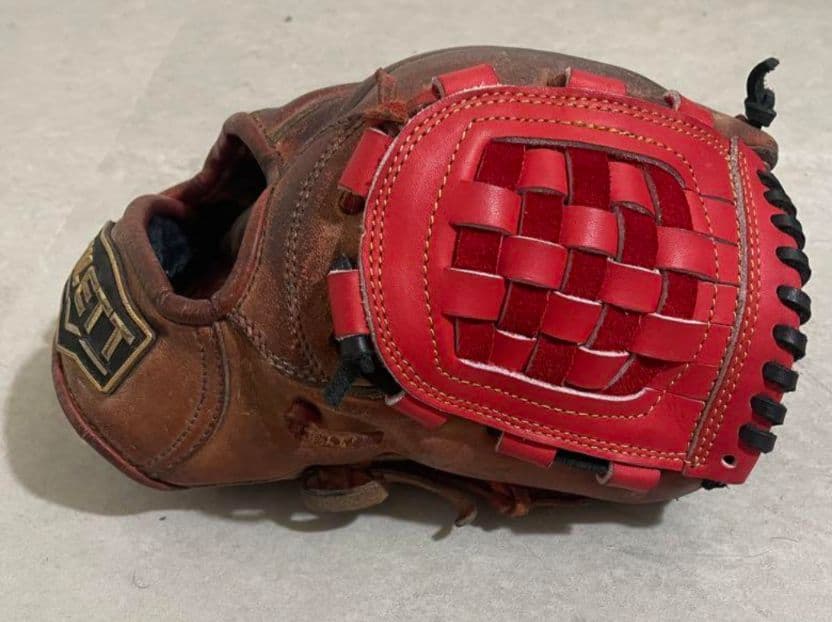 硬式　内野手用　ZETT ネオステイタス