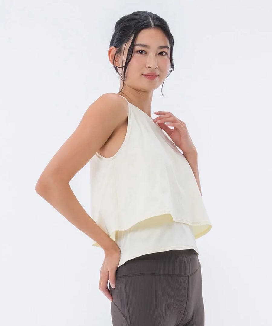 SUKALA カップ付きフレアタンクトップMサンドベージュ　LAVA