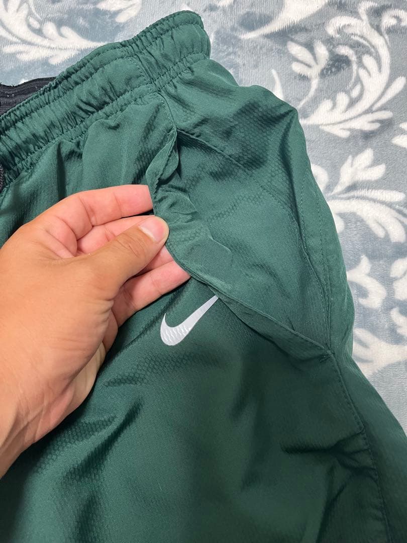 美品！激レアセットアップ！！セルティック　ナイロンジャケット 緑/白