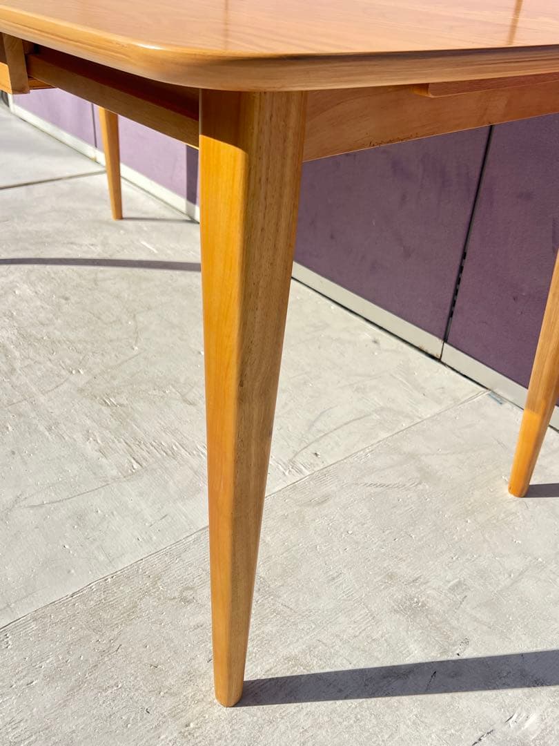 ニトリ ナチュラルウッド ダイニングテーブル, 伸長式ダイニングテーブル