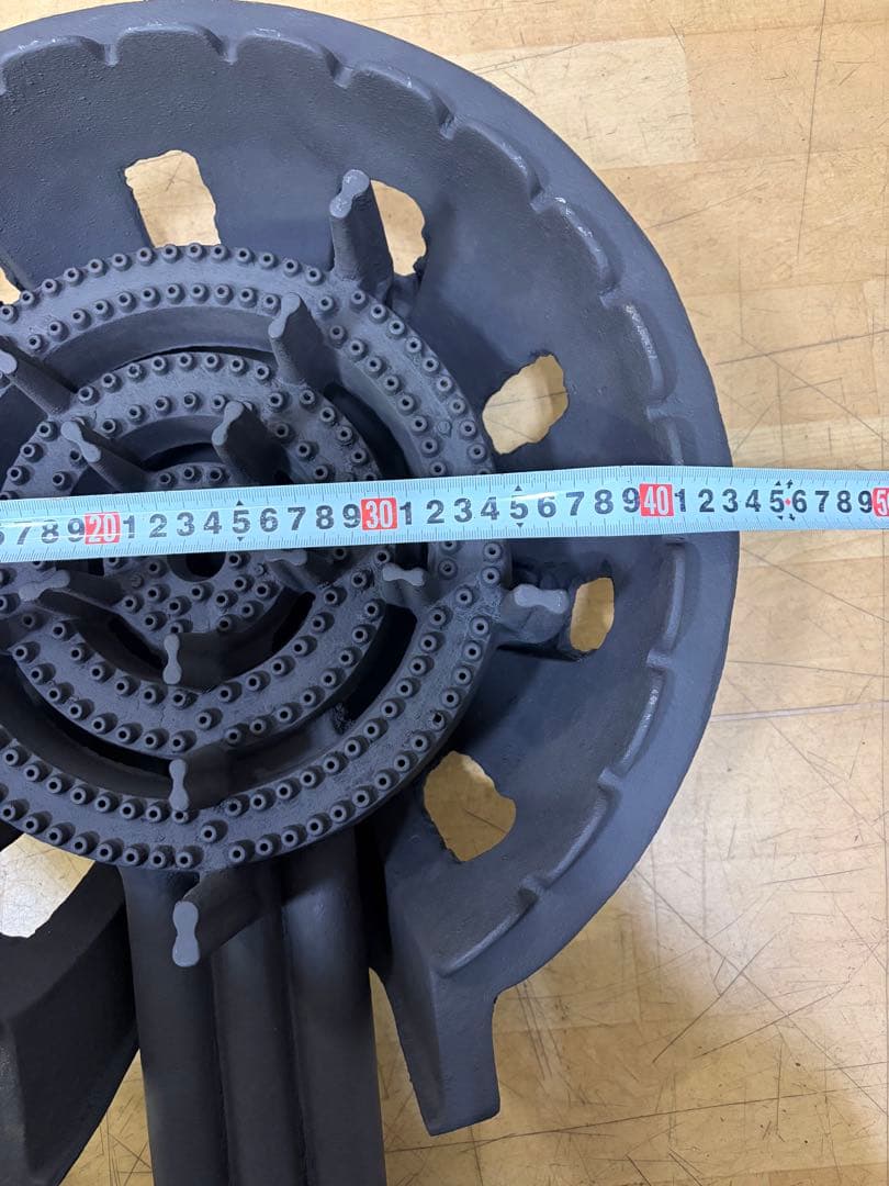 中古品 業務用 三重コンロ LP 鋳物