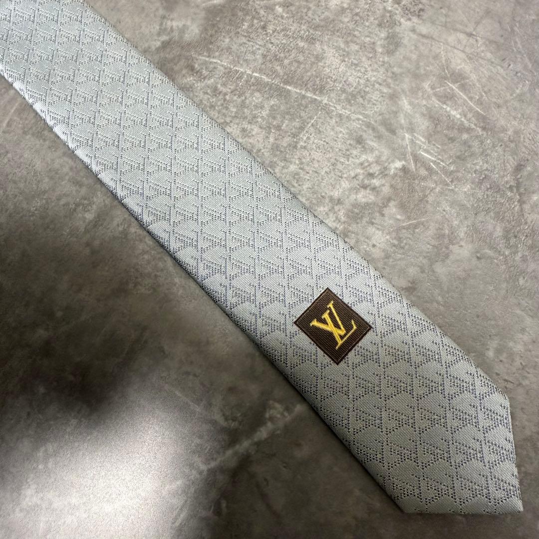 【きょう】ネクタイ モノグラム 総柄 シルバー 結婚式 希少