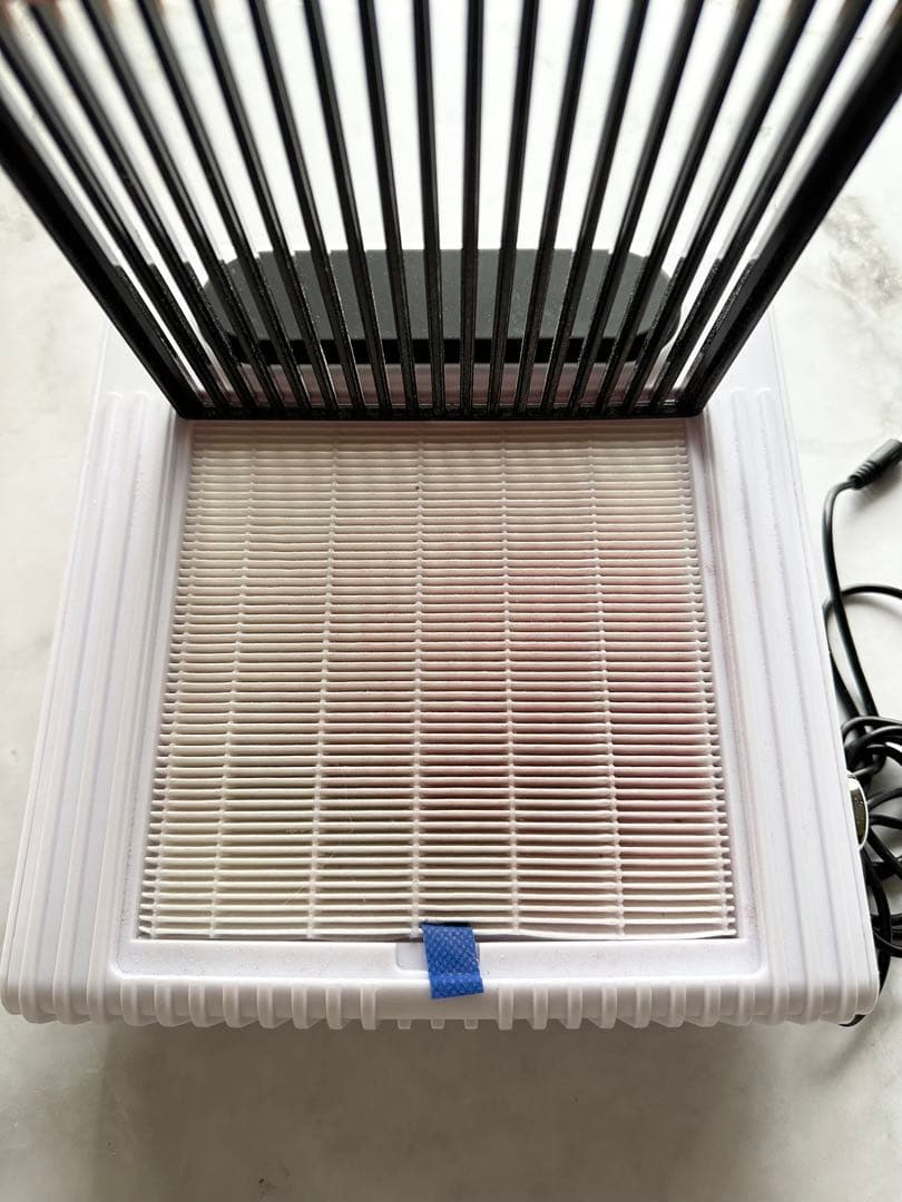 アームレスト付集塵機 CUBE キューブ ホワイト風量無段階調整 コード型