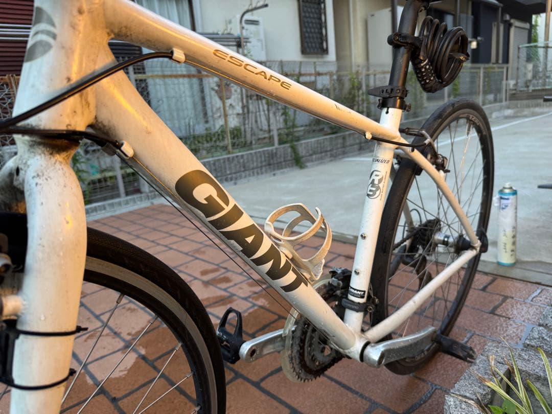 ジャイアント　エスケープR3 ホワイト クロスバイク 改造多数