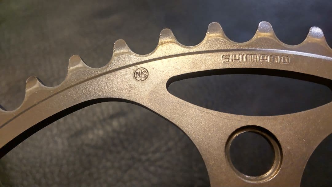 DURA-ACE　スギノ チェーンリング 144mm 4枚セット　ピスト
