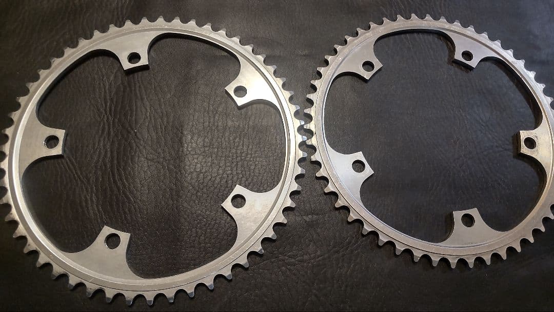 DURA-ACE　スギノ チェーンリング 144mm 4枚セット　ピスト
