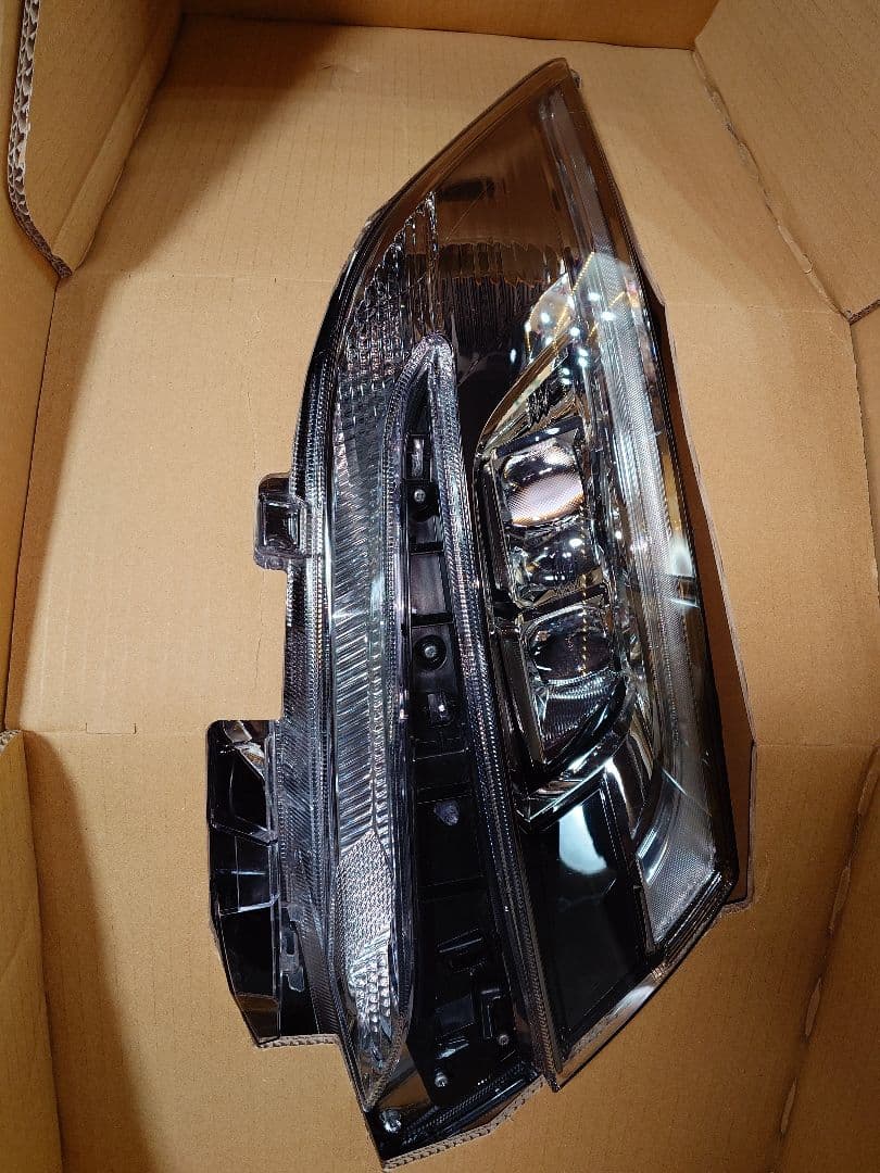 ノア 80 後期 LED ヘッド ライト ランプ 右